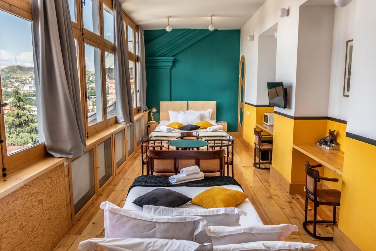 Hotel Castle In Old Town Tbilisi