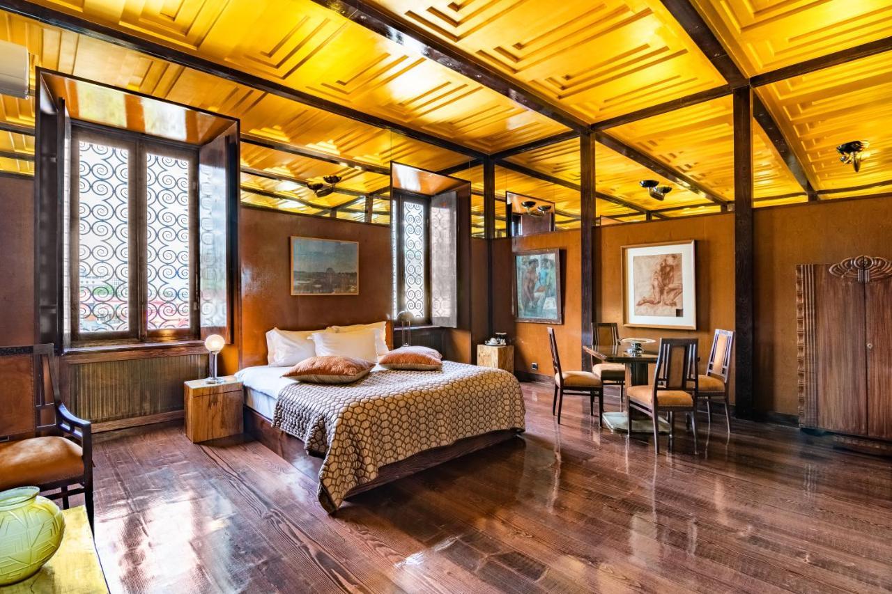 Hotel Castle In Old Town 3*