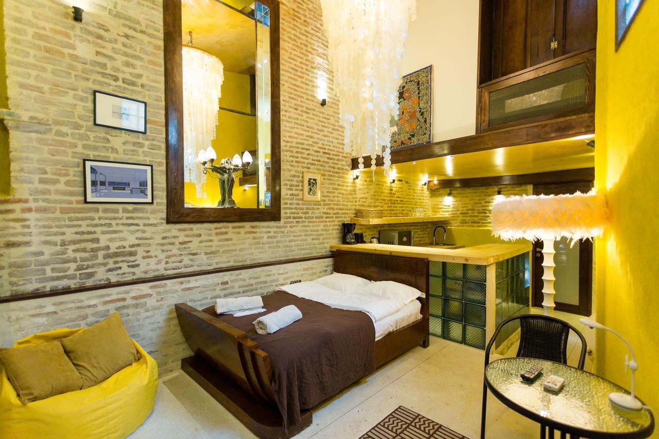 Hotel Castle In Old Town Tbilisi
