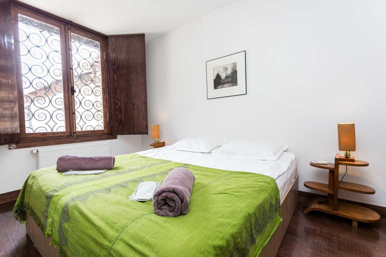Hotel Castle In Old Town Tbilisi