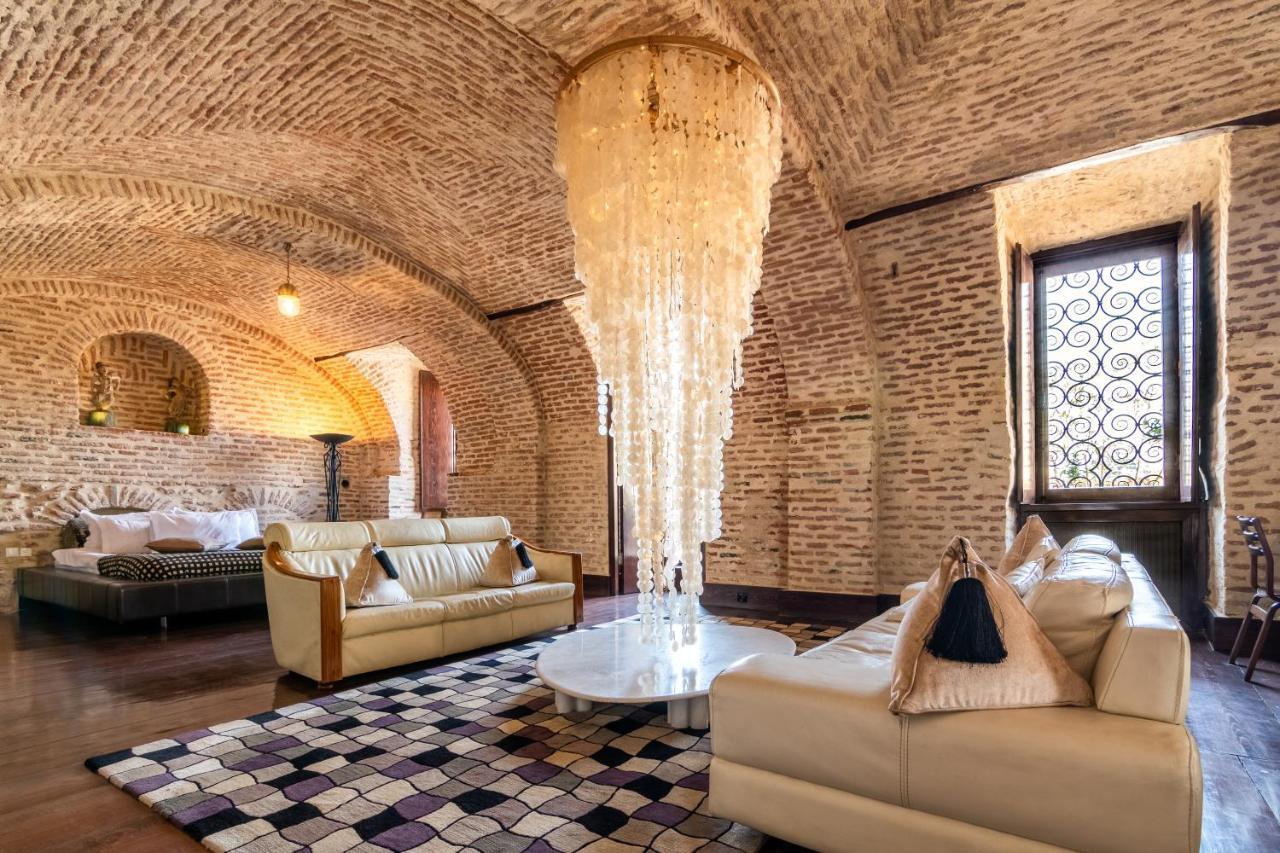 Otel Castle In Old Town Tiflis