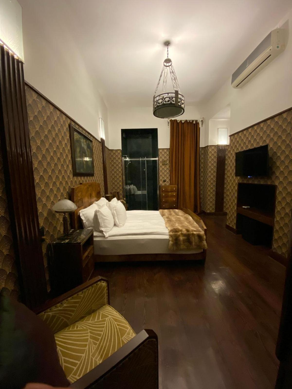 Castle In Old Town Otel 3*